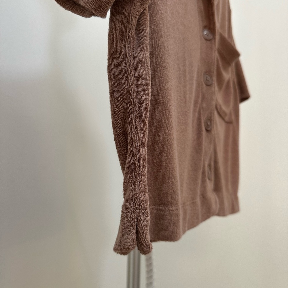 Soft Knit A&F Collection button up - Picture 2 of 7